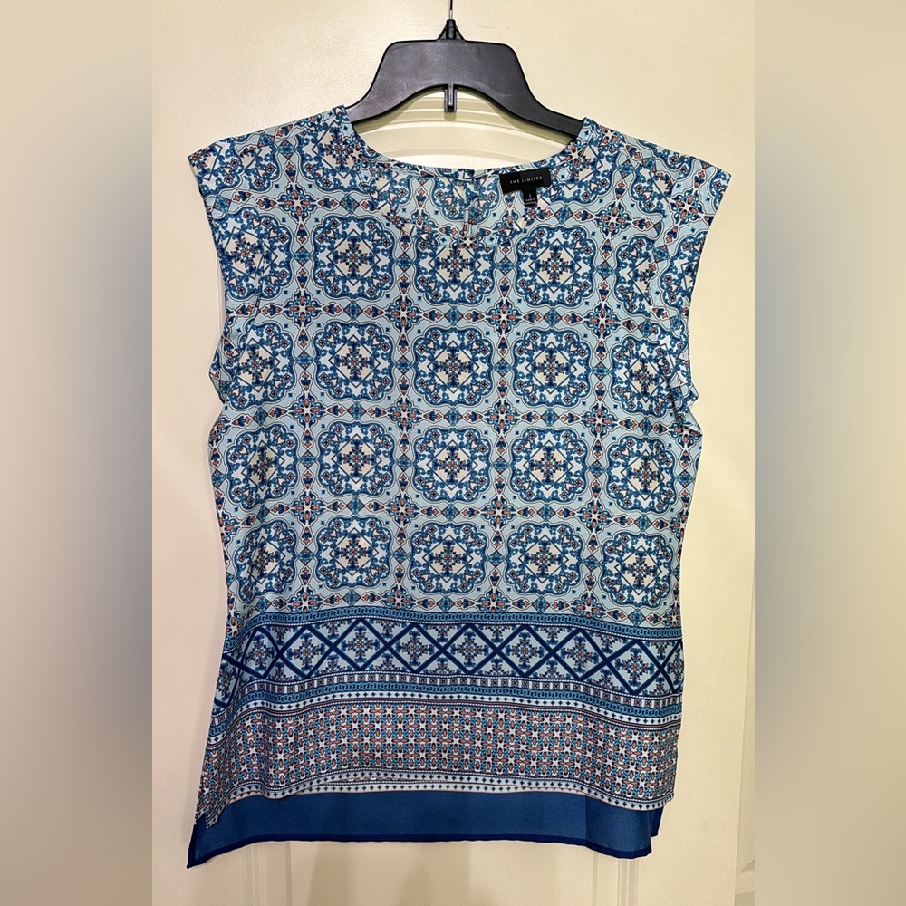 The Limited Top. Size Small. EUC